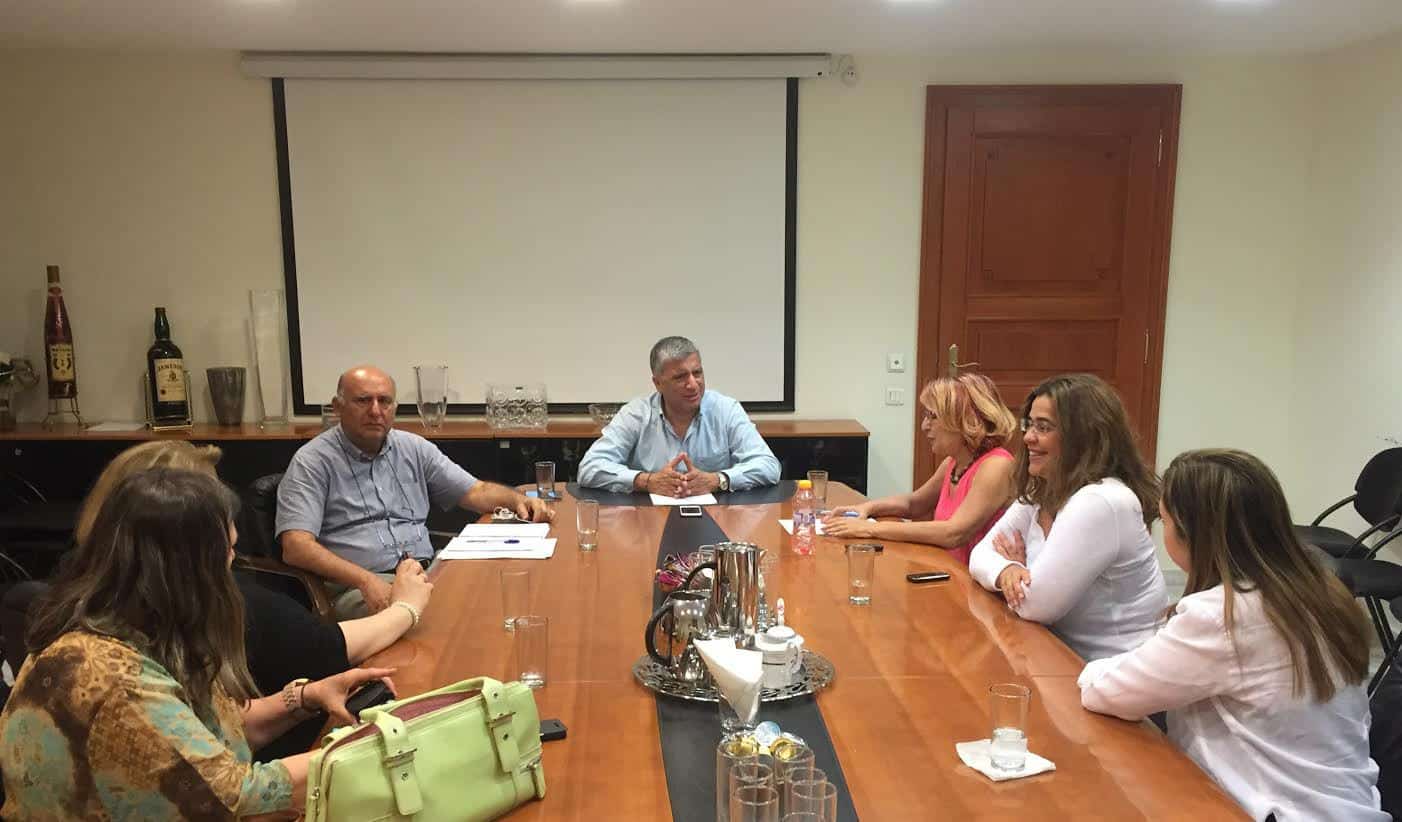Την ανάληψη πρωτοβουλίας από την ΚΕΔΕ για τα αδέσποτα ζώα, συζήτησε ο Πρόεδρος, Δήμαρχος Αμαρουσίου Γ. Πατούλης με την «Πανελλαδική Φιλοζωική Περιβαλλοντική Ομοσπονδία»