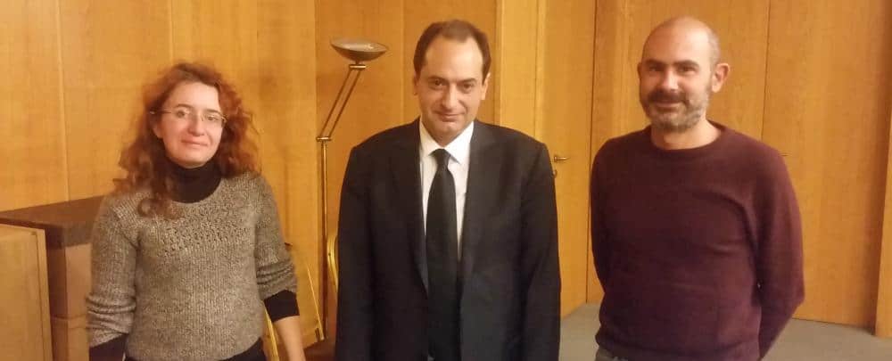 Θετικός ο κ. Σπίρτζης στη μεταφορά ζώων συντροφιάς στα ΜΜΜ / Mr. Spirtzis is positive to transport pets on Public Transportation